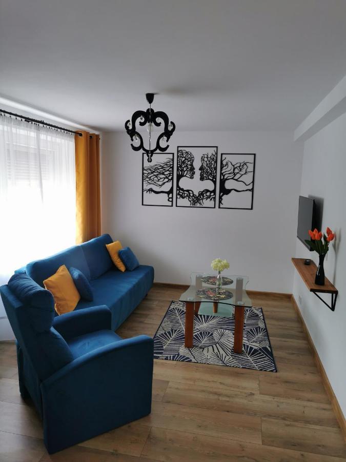 Under The Hill 1 Apartment
